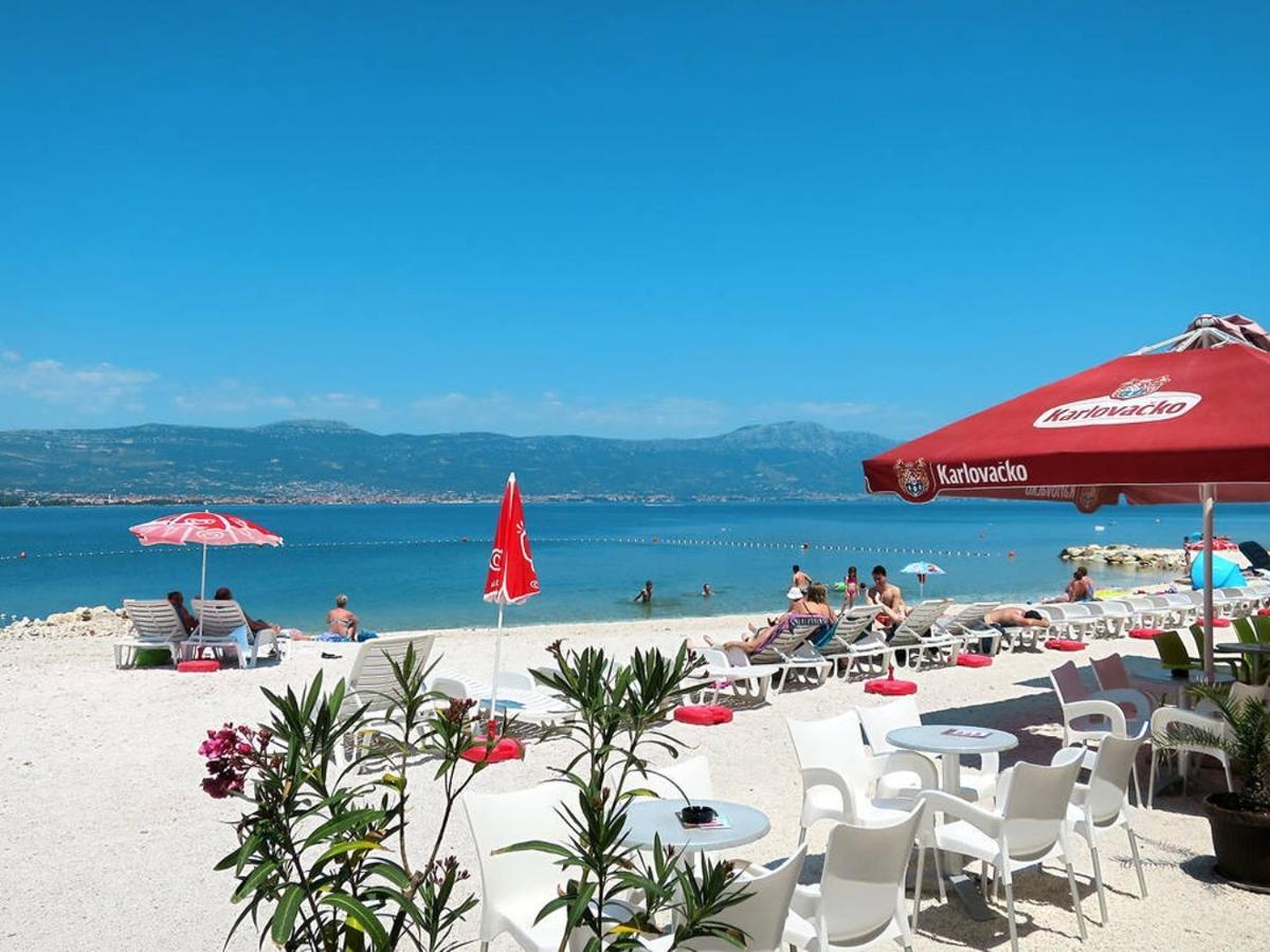 Apartments By The Sea Arbanija, Ciovo - 17332 Trogir Kültér fotó