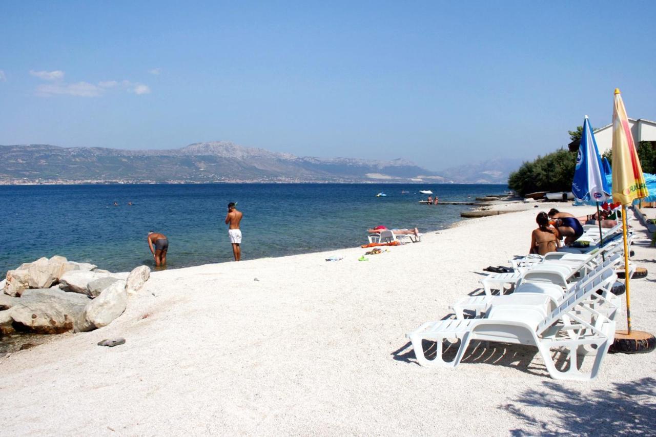 Apartments By The Sea Arbanija, Ciovo - 17332 Trogir Kültér fotó
