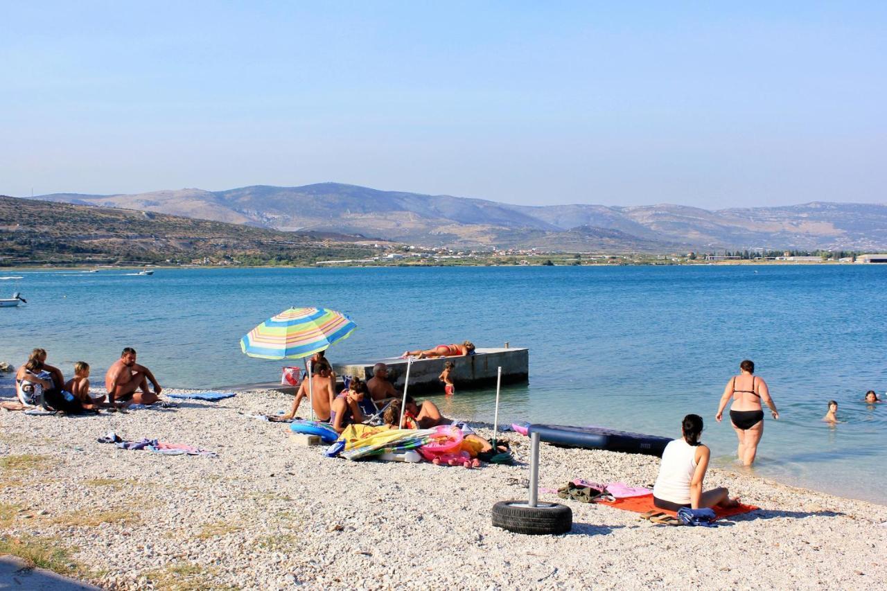Apartments By The Sea Arbanija, Ciovo - 17332 Trogir Kültér fotó