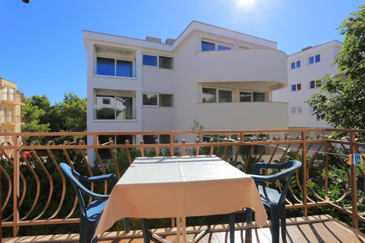Apartments By The Sea Arbanija, Ciovo - 17332 Trogir Kültér fotó